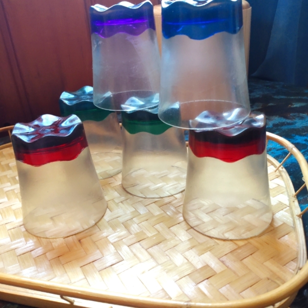 Tupperware - Picture 2 of 5